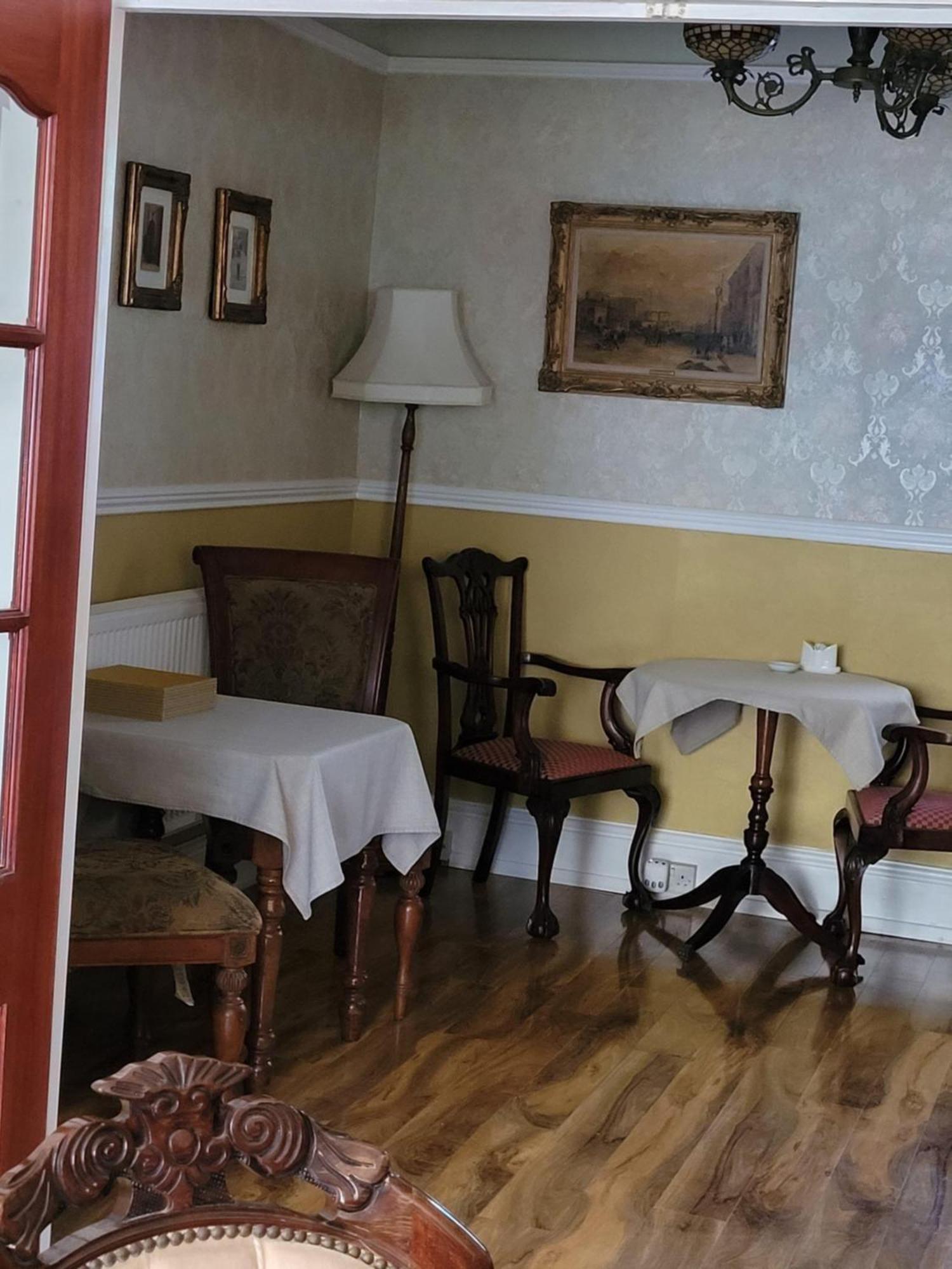 J'S Mayfair Guest House ブラックプール エクステリア 写真