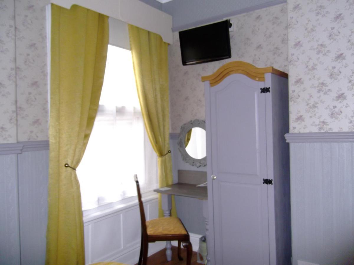 J'S Mayfair Guest House ブラックプール エクステリア 写真